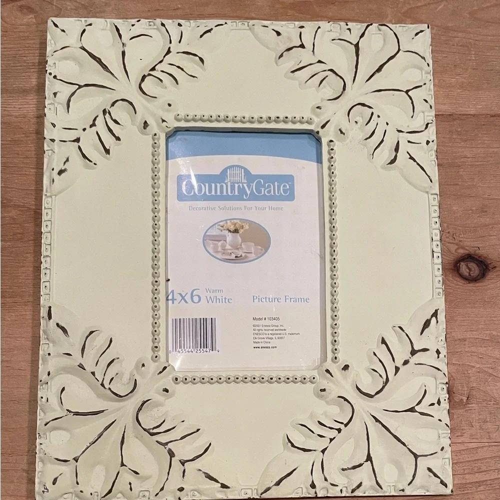 NWOT Country Gate Shabby Chic Photo Frame Rustic distressed western 4x6